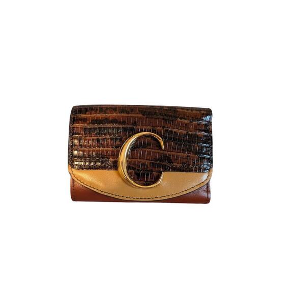 Chloe Calfskin Croc Embossed Trifold Wallet NWT and COA - Picture 1 of 11